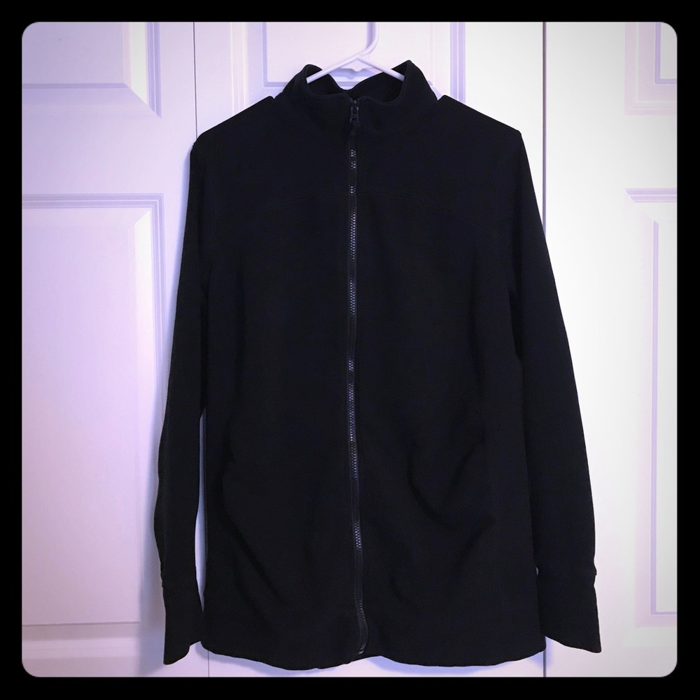 💕Maternity Liz Lange black workout zip up jacket.